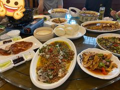 -胖大姐黄辣丁鱼庄(新津店)