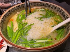 蒙自过桥米线-南蛮子(进贤路店)