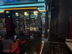 -屋有岛沉浸游戏旗舰店(中山公园店)