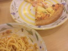-萨莉亚意式餐厅(特力时尚汇店)