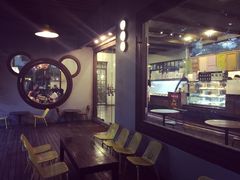 门口环境-莓园冰淇淋店