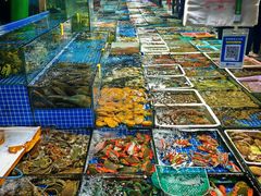 -霞涌市场海鲜摆卖区