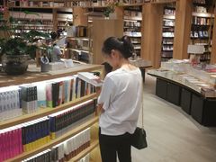 -覔书店(壹方城店)
