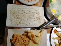-领鲜潮牛鲜牛羊肉火锅(宏昌店)
