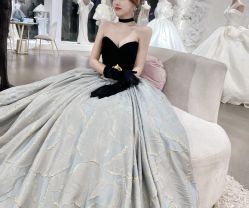 -艾米丽婚纱礼服