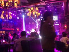 -爱啤精酿·民谣酒馆(滨江店)