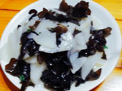 -云河农家乐饭店(福禄缘树山店)