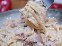 奶油培根扁面-HELLO 27 意面·沙拉·帕尼尼