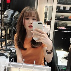-HAIR CORNER