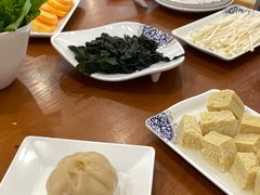 -楼外楼大刀肉传统火锅居(博学路店)