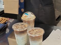 -瑞幸咖啡(田贝地铁站D出入口店)