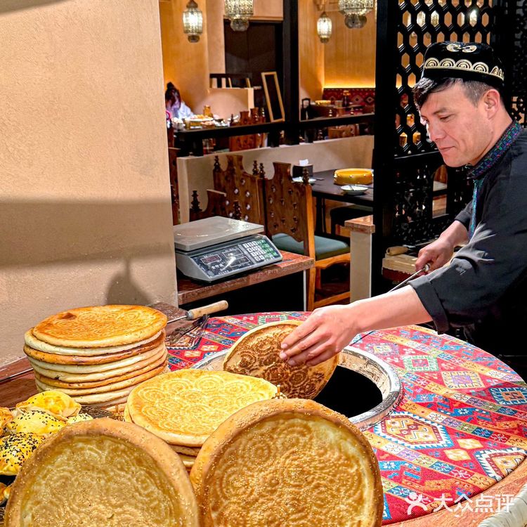 新疆手作果然好吃s了。土豆库家的正宗新疆菜