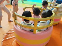 -蓝精灵乐园·世茂精灵之城主题乐园