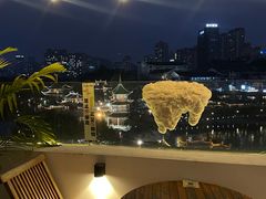 -包整·丝娃娃(一览甲秀楼风景店)