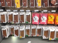 -LINE FRIENDS Garosu-gil Flagship Store