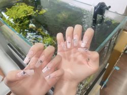 -J·花崎美睫美甲
