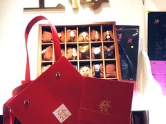 -LADY FAFA(巨鹿路陕西南路路口店)