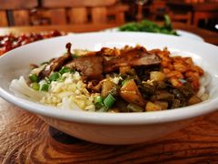 -牛八宝桂林米粉(八里庄店)