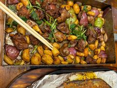 -老东镇啤酒屋海鲜加工·蒸汽海鲜·海鲜烧烤(台东店)