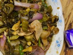 酸菜炒大肥-如意坊美食(华兴一街店)