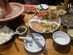 -民食香·腊排骨野生菌美食(木府店)
