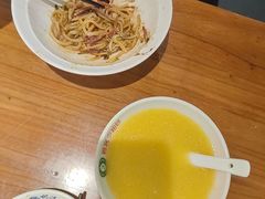 -老天桥酱肉烧饼夹肘子(天桥店)
