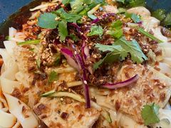 -耶里夏丽·丝路国际·新疆餐厅(浦东区东方路店)