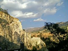 -彩色沙林风景区