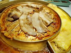 芝士锅底-猪啊牛呀羊啊铜盘烤肉(正大广场店)