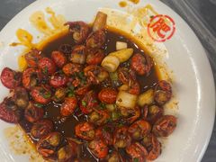 -肥肥虾庄·金牌油焖大虾(东湖欢乐谷店)