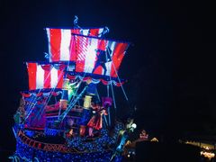 -海底巡游艇:尼莫和好友的海洋世界