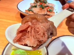 -帅巴人舅母子腊蹄民俗村