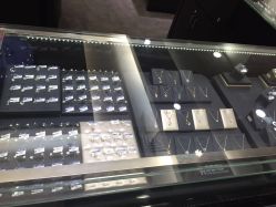 威德钻石-克拉钻专家&D色大本营-威德钻石-克拉钻大本营(南京东路店)