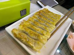 虾肉锅贴-众口斋锅贴(银泰城店)