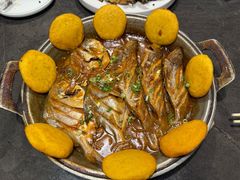 鱼锅饼子-五谷丰登农家院·地道胶东菜·海鲜烧烤(威海店)