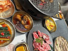 -草家酱蟹炭火烤肉店(珲春南路一店)