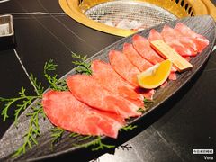 -山川小町·极番烧肉(新地假日广场店)