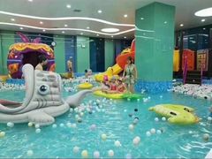-Swim斯卫姆国际儿童游泳中心(红博中央公园店)