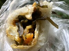 肉松鸡蛋味-糯米包油条(武汉大学店)