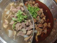 -大众跷脚牛肉馆·非遗传承单位(峨眉山店)