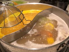 -左庭右院鲜牛肉火锅(浦江欢乐颂店)