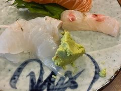 三文鱼刺身-黑门食堂