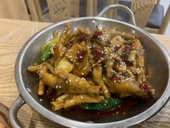 -江城燕子大排档(江汉路步行街店)