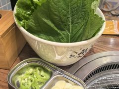 -明洞阿姨·韩式酱蟹烤肉·创意料理(三元桥店)