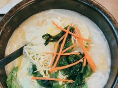 -灵芝妹子海鲜米线(瓦房店新玛特店)