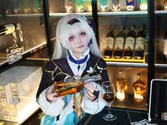 -米游妙妙屋cosplay换装自拍摄影体验馆