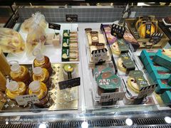 巧克力瑞士卷-红跑车(三牌楼店)