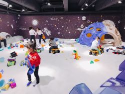 -MINI MARS KIDS CLUB亲子家庭中心(长宁天山店)