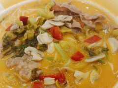 -粉小主·贵州酸汤牛肉粉(南京仙林金鹰店)