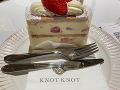 -KNOTKNOT珞珞·日式甜品(K11店)